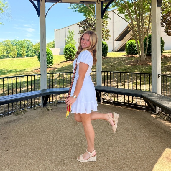 lauraprater236